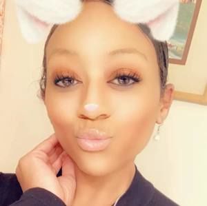 Meet your Posher, Janay